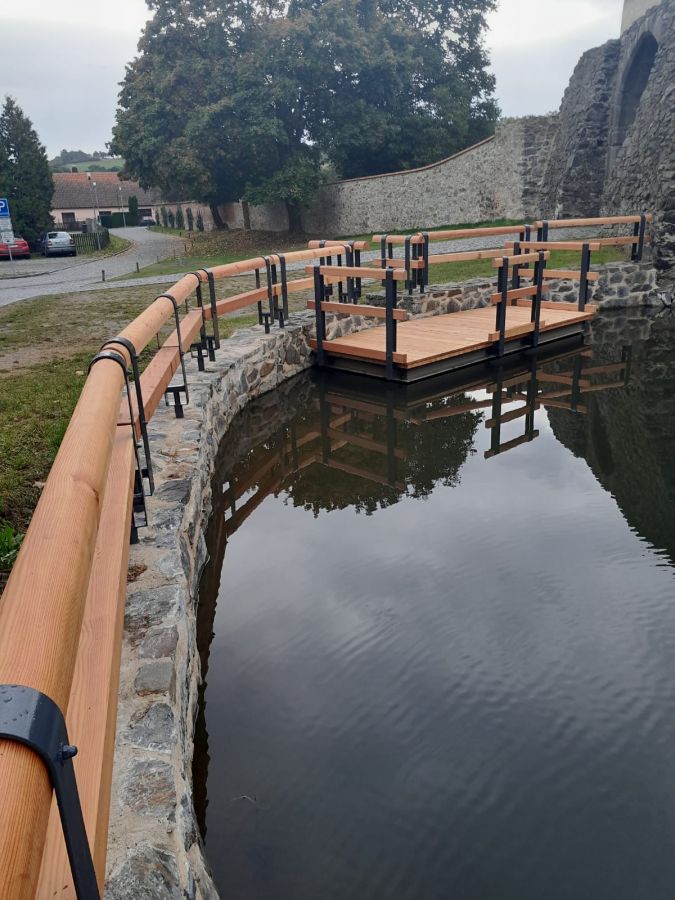 NKP hrad Švihov – obnova vodního příkopu