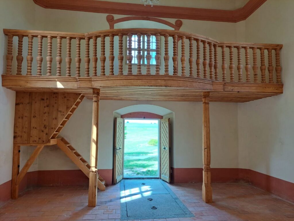 Kostel Nejsvětější Trojice ve Verušičkách